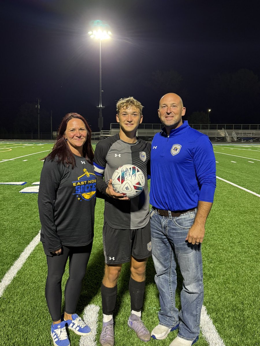 Last night I had the honor of watching Peyton Straessle break a school record and enter the state record books for most goals in a season at 31 goals. He currently is sitting at 34 and looking to add more during our post season run

Beyond blessed to be his coach for this moment!