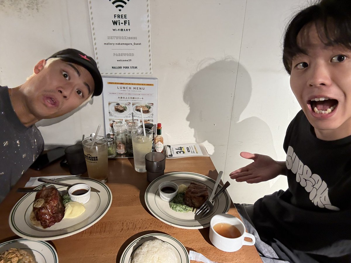 jurina_yuria's tweet image. 優勝記念1日デートで腹いっぱいです🍞🐷🍖