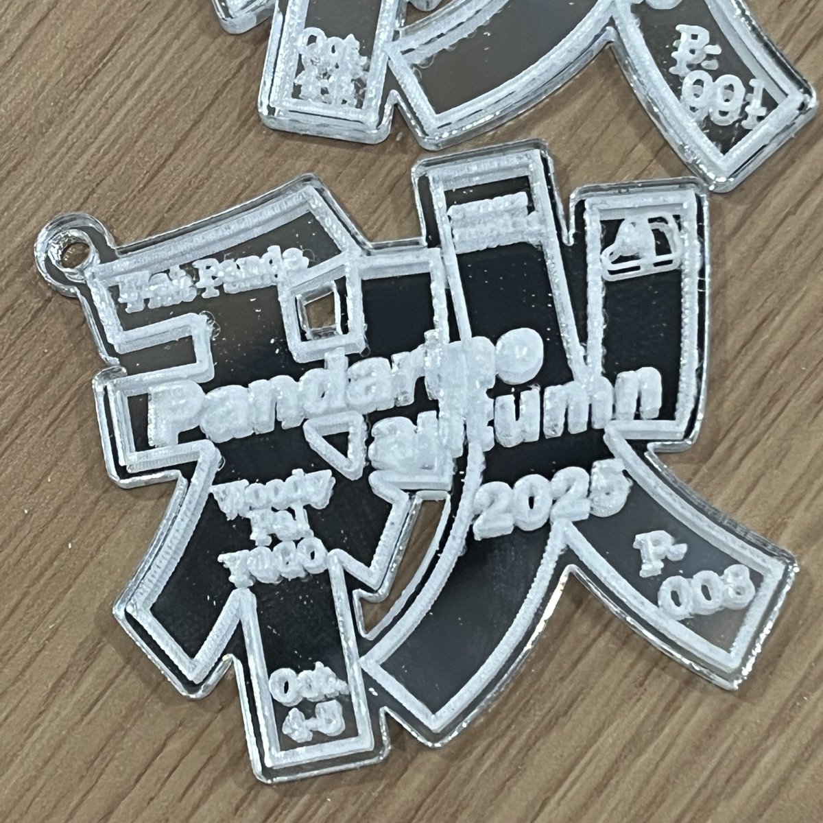 pandarino_ec's tweet image. うぐぐぐ、昨日まで晴れの予報だったのにー
小雨から回復するようですが傘や雨具は必要ですね、ご準備を！
キャンセル多数のため、エントリー費を+500円とさせてください。申し訳ありませんがご協力をm(_ _)m
#パンダリーノ #pandarino #フィアットパンダ #fiatpanda #秋のパンダリーノ