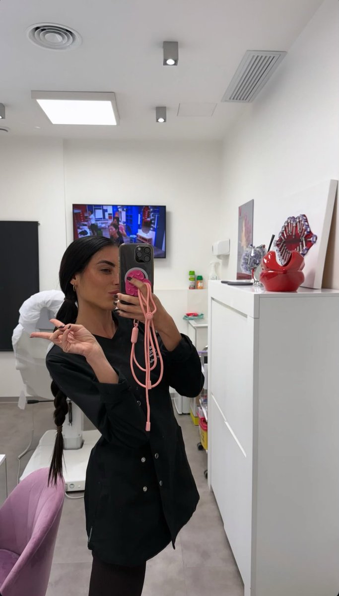 il suo preferito è sicuramente francesco💜