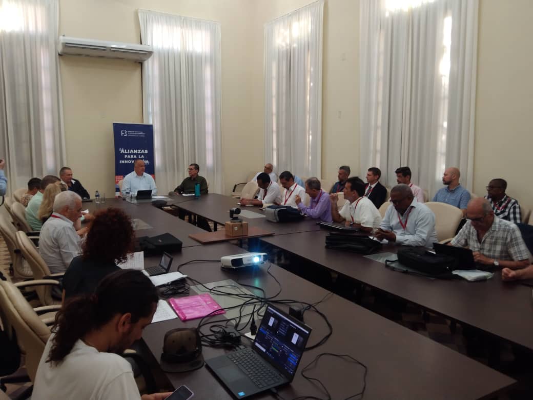 Intervención especial del Emb. Carlos Miguel Pereira, director general de Asuntos Bilaterales de <a href="/CubaMINREX/">Cancillería de Cuba</a> en X CEE <a href="/CIPICuba/">CIPI</a>