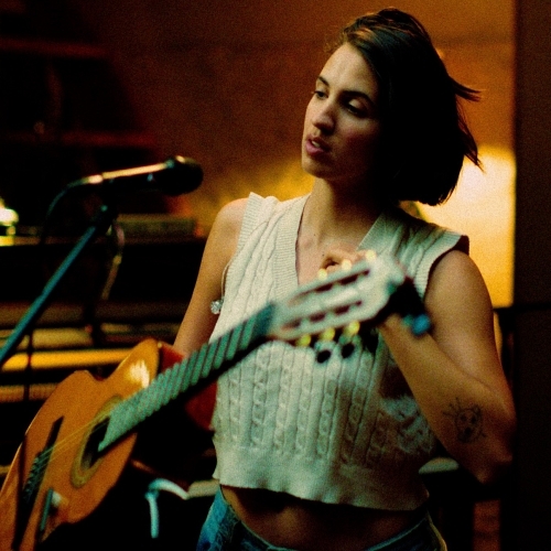 Victoria Canal expands acclaimed debut album with new single and live tracks - #victoriacanal <a href="/victoriacanal/">victoria canal</a>
Read the full article here: ift.tt/BdZuhGq
More on Music-News.com