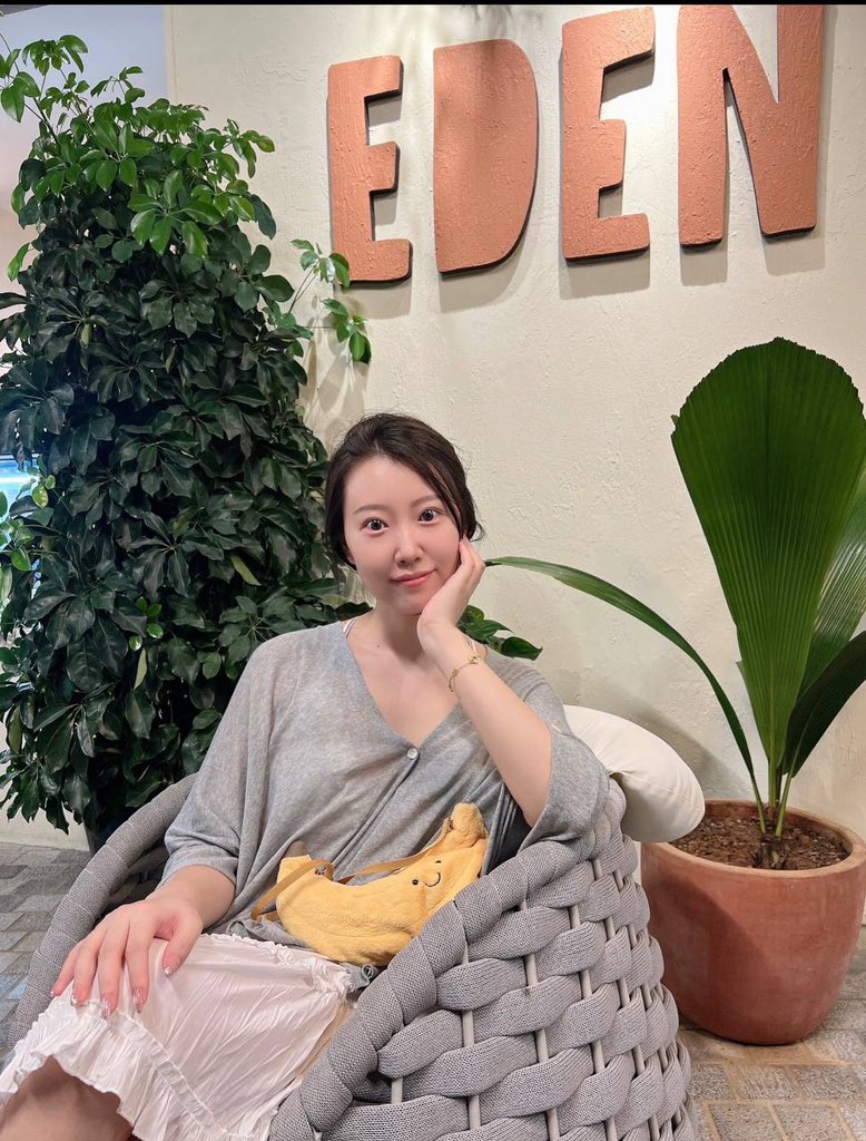 Sumitku70840252's tweet photo. 你看我今天的衣服，像是做你情缘的料吗 https://t.co/7iEYjSk5yP