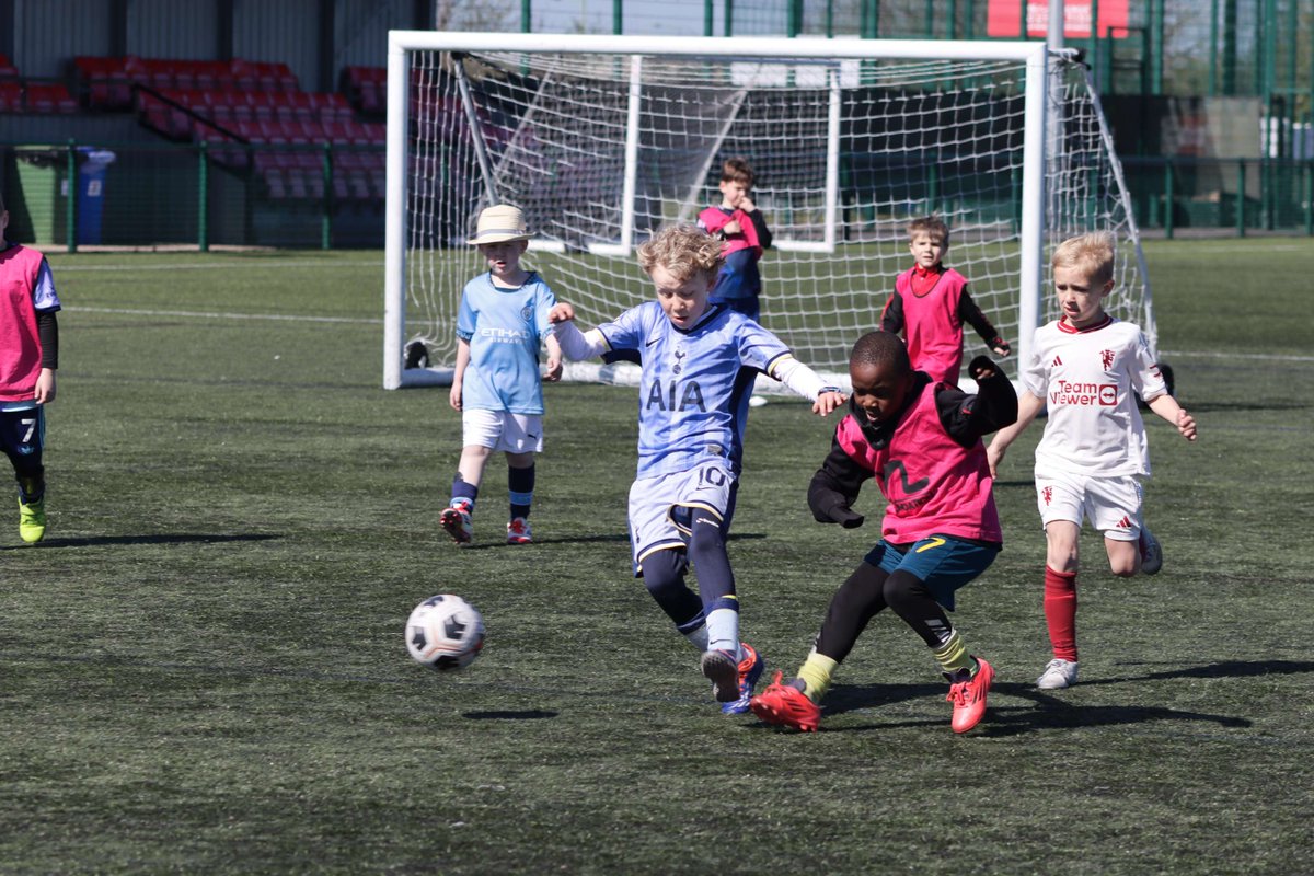 ⚽ ADVANCED TRAINING MORNINGS | Keep your skills sharp this summer! Join Rhys &amp; Alex for an action-packed holiday camps designed for ages 7–14.

📅 Day: Wednesday 5th November
🕤 9:30 AM – 12:30 PM (drop-off from 9:00 AM)

thenewcroftfoundation.com/football-camps
