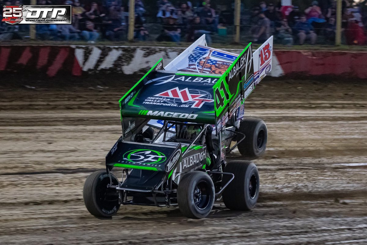 JJR41Updates's tweet photo. Because ladies and gentlemen it is showtttiiimme @WilliamsGrove for night one of the National Open! https://t.co/Tk7SgpT15h