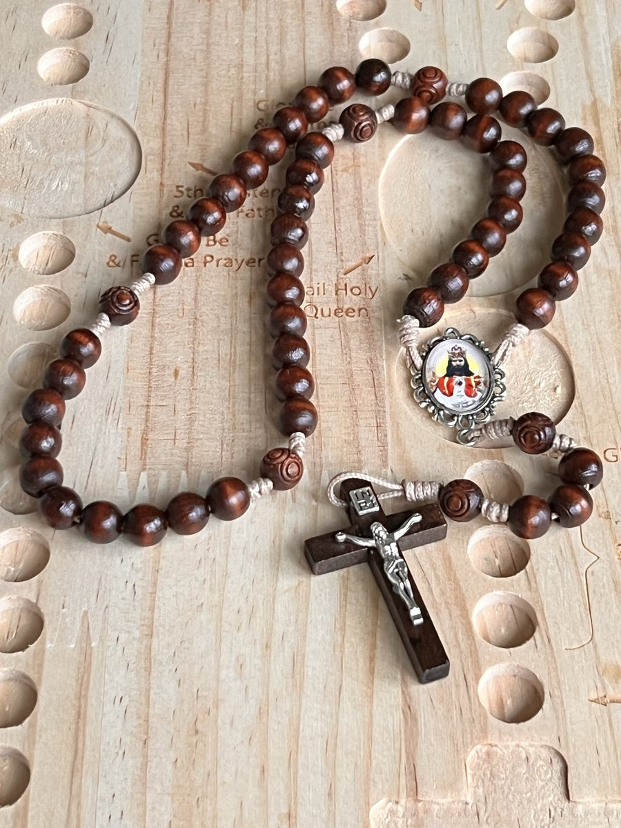 Rosaries by Anna tweet media