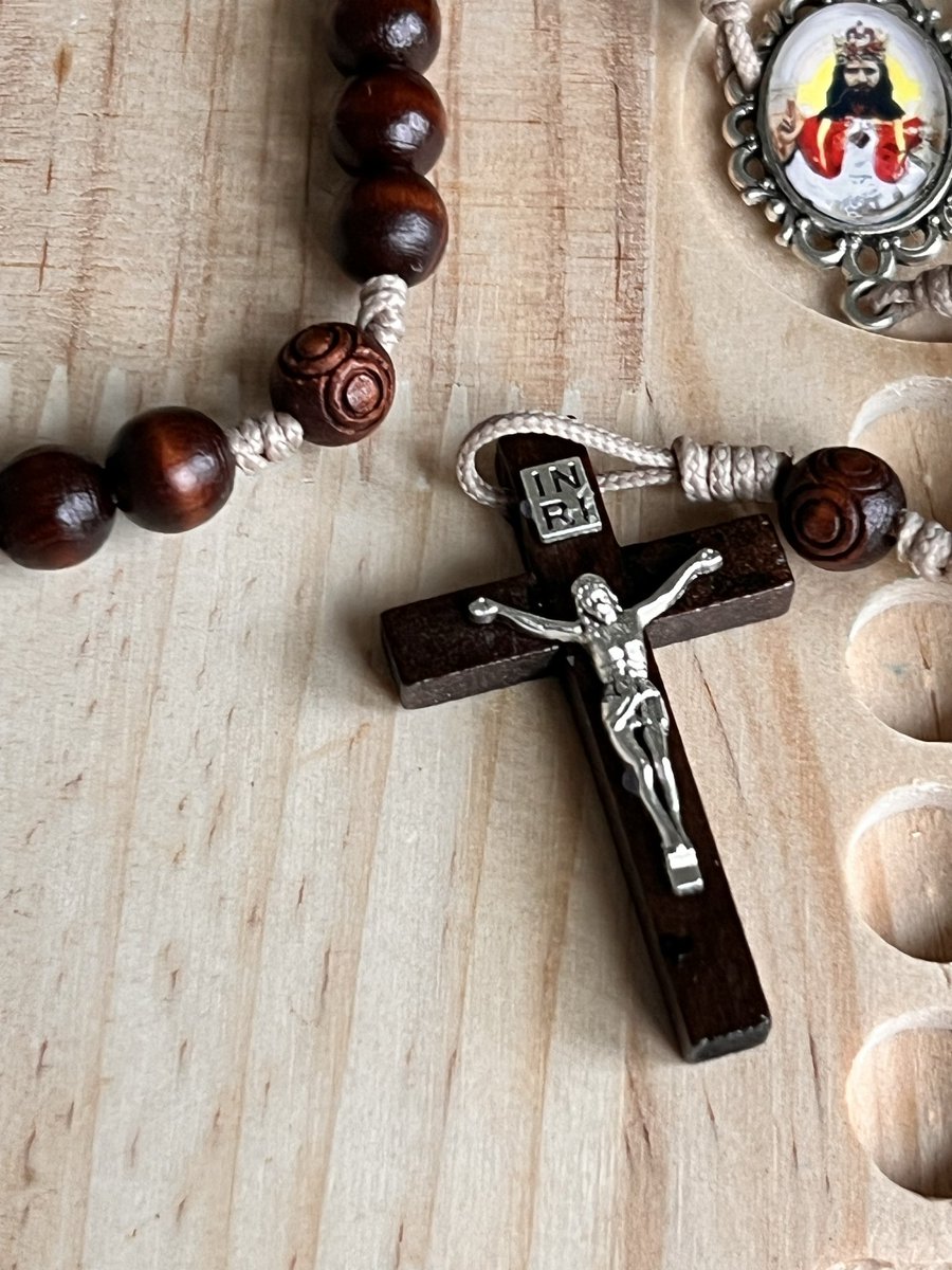 Rosaries by Anna tweet media