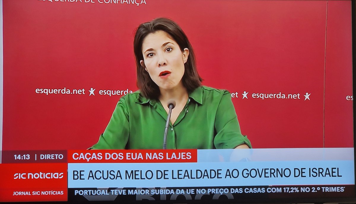 Televisões acompanham uma conferência de imprensa de uma não-deputada, de um partido com representação parlamentar mínima, a propósito da condução da política externa portuguesa. Fico à espera de ouvir Ossanda Líber sobre o mesmo assunto.