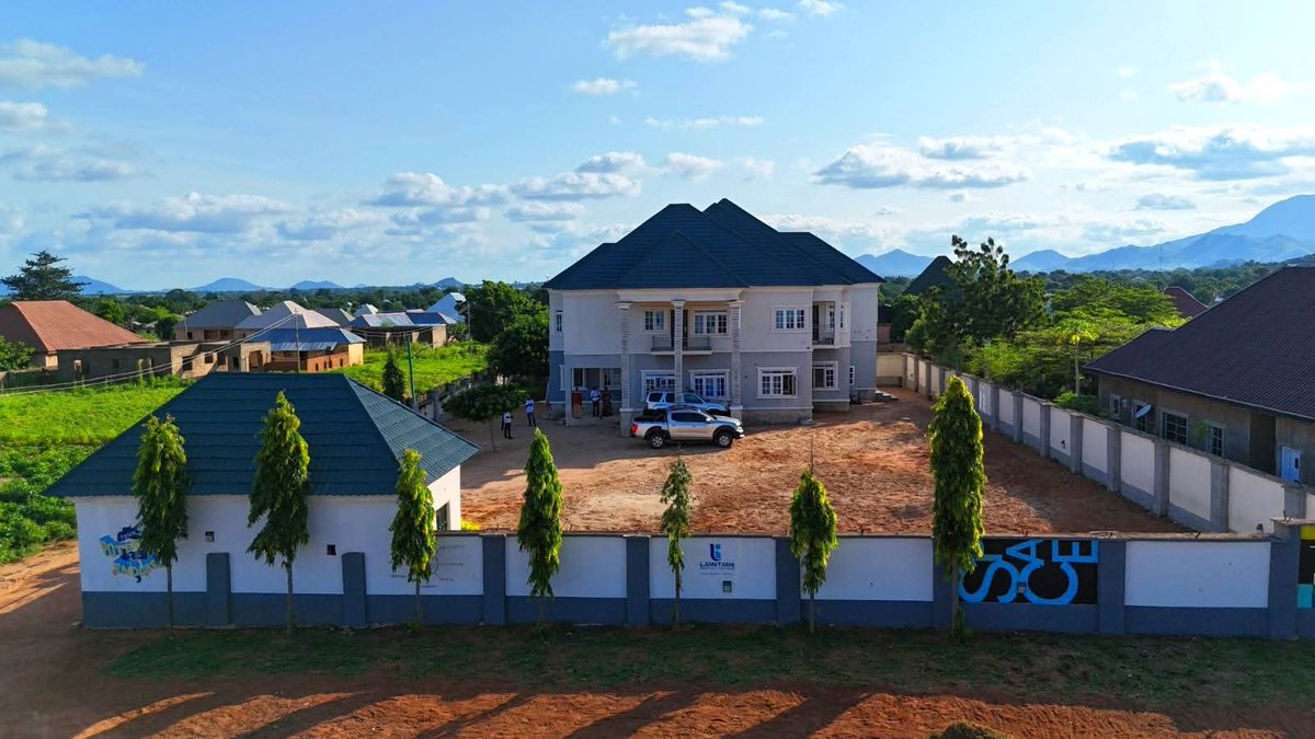 Princeponfa's tweet image. The @LangtangIHub Ariel view.🔥

Shot by @Kunu_Ambassador