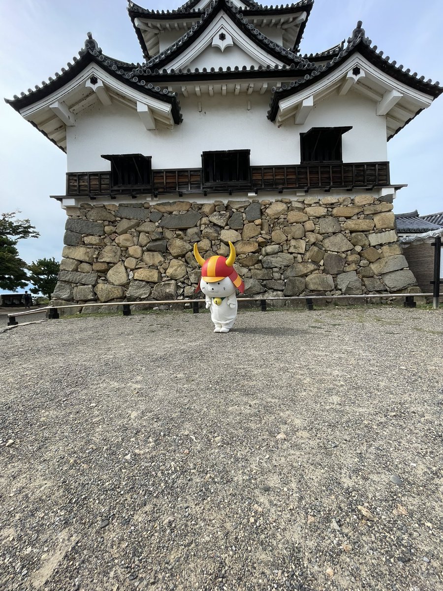 youcando102's tweet photo. ひこにゃんの礼儀正しさには感謝☺️ https://t.co/hATFL3eGcj