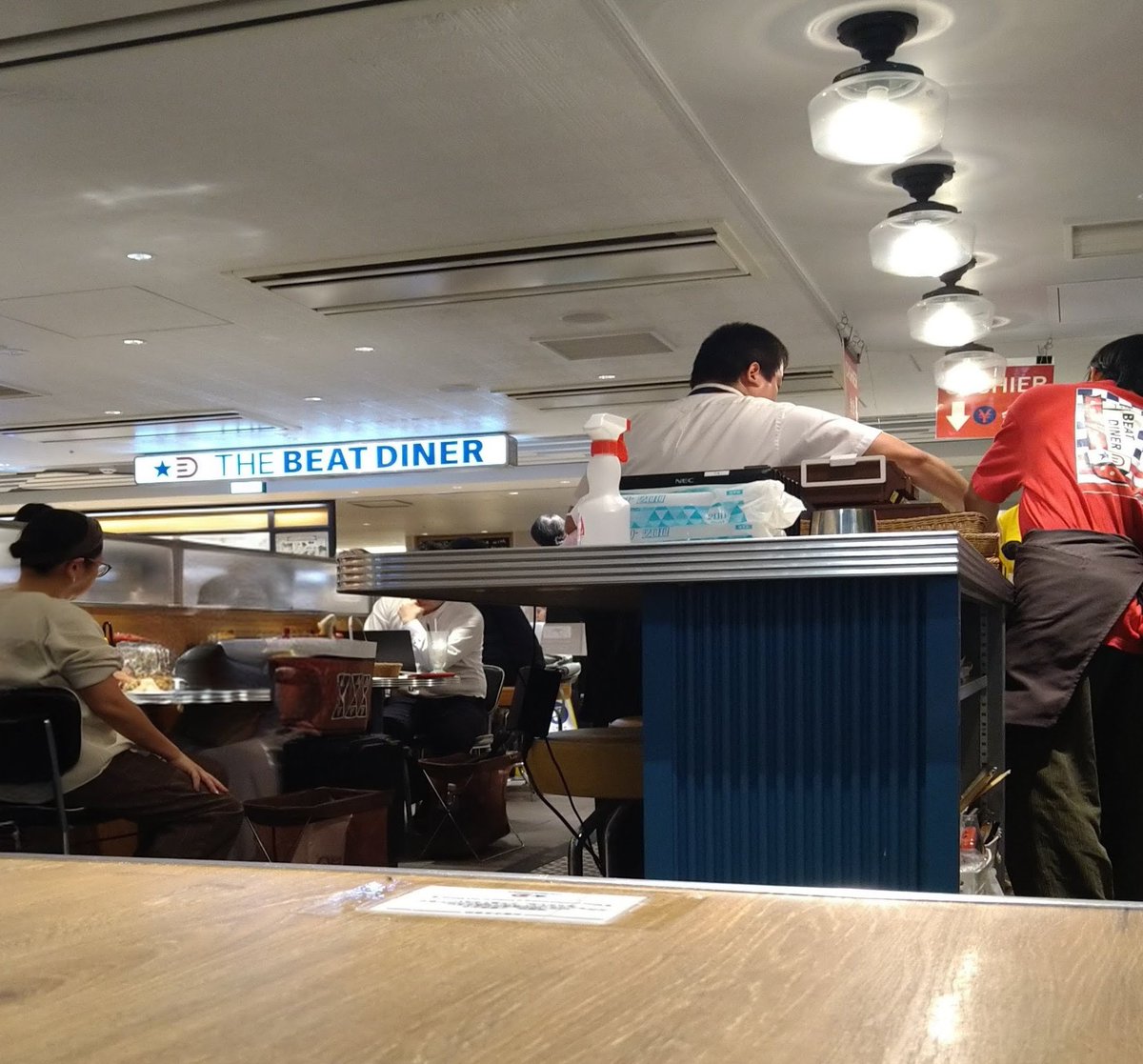 redYuko7878's tweet photo. 東京駅で #晩ごはん
アンガスビーフステーキオーバーライス
オニポテ
ブラッドオレンジレモネード
#GRANSTAtokyo #毎度GRANSTAで迷子 https://t.co/4bHiks40rG
