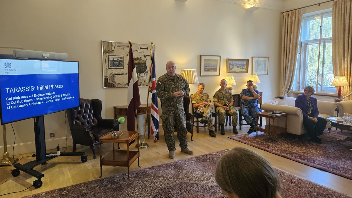 UKinLatvia's tweet photo. #TARASSIS is not only the most ambitious #JEF live activity to date, but also the largest number of 🇬🇧 troops deployed to 🇱🇻.
@KathyLeachFCDO and 🇬🇧🇱🇻 Armed Forces representatives introduced media with the initial phases and upcoming activities of this multi-domain activity. https://t.co/mM59u3pWGD