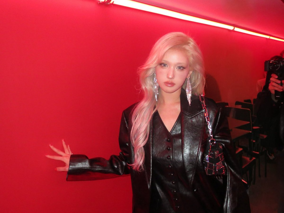 somi thinker tweet media