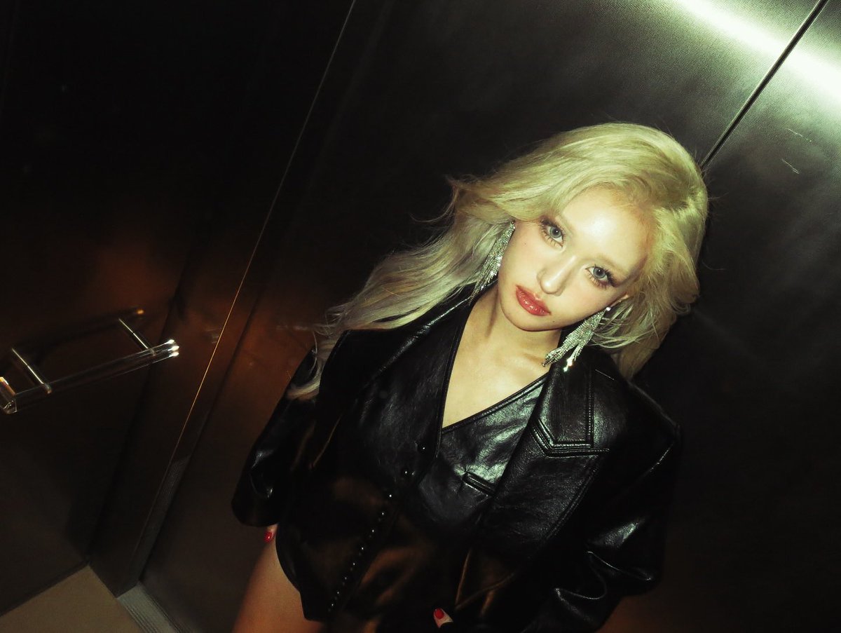 somi thinker tweet media