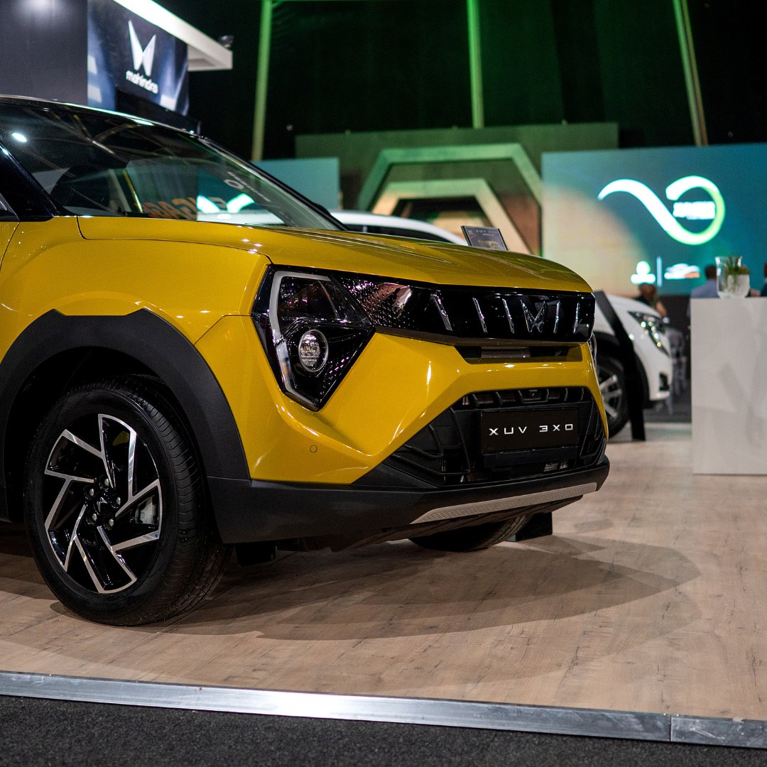Mahindra_SA's tweet photo. Day 3 at SA Auto Week 2025 and it's the best day to Discover the X: the Mahindra XUV3XO. Designed with bold style, packed with smart technology, and built on Mahindra’s spirit of innovation. The XUV3XO is turning heads.
#MahindraSA #AuthenticVehicles #SAAutoWeek2025 #NAAMSA https://t.co/LTD8oW4Mca