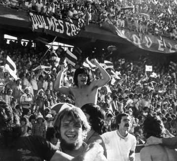 TodoxQuilmes's tweet photo. 🤍 Feliz cumpleaños y beso al cielo "INDIO".

La gloria será eterna. https://t.co/2cci5azh1U