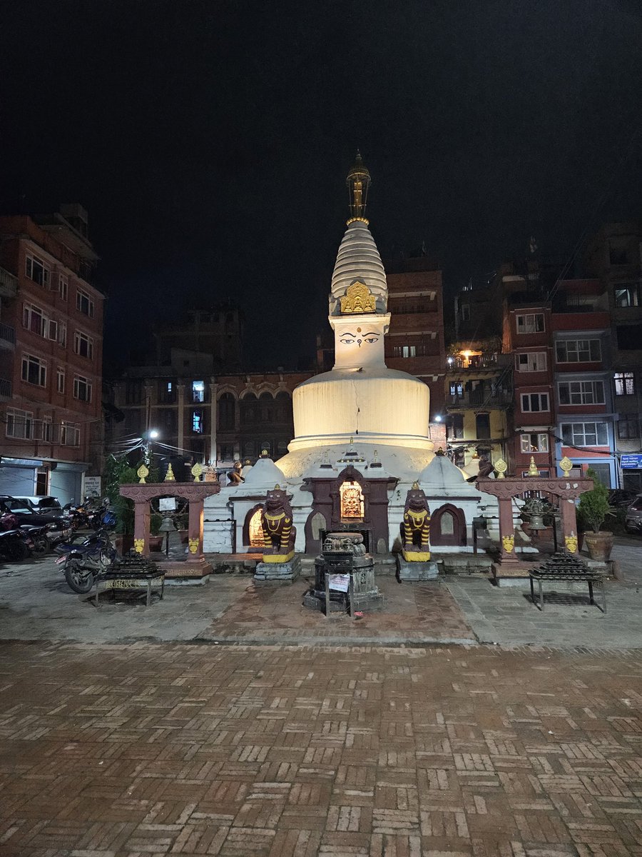 LamichhaneN's tweet image. पुर्खाले यी बनाएर देखाए त हो केटा केटि हो, आँखालाई आनन्द आउने, मनलाई शान्ती दिने, ‌युगौं युग टिक्ने। 
#buildforbetter