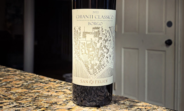Today on the #NittanyEpicurean #VinoItaliano continues with the 2022 San Felice Borgo #ChiantiClassico #DOCG from <a href="/AgricolaSFelice/">Agricola San Felice</a> #wine #vino #italia #toscan #vinotoscano #chianti
nittanyepicurean.blogspot.com/2025/10/2022-s…