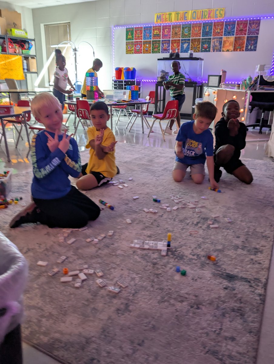 NettletonSTEAMe's tweet image. 🌟🌟 Special Class Spotlight 🌟🌟
Mrs. Koch&apos;s Class had some tinker time in MakerSpace Class today. They came up with some cool creations!! 🏗️🏗️
#STEAMe #SpecialClassSpotlight #MakerSpaceTinkerTime