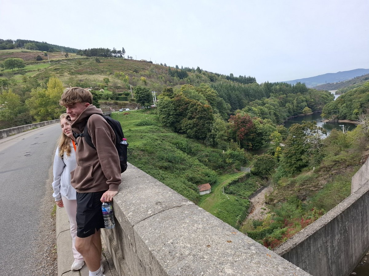 MissG_RE tweet media