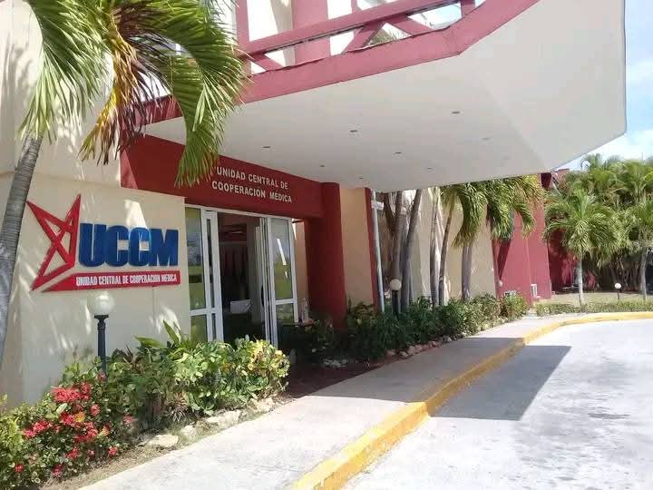 cubacooperaven's tweet photo. Cuarenta y un años de compromiso inquebrantable con la solidaridad, la cooperación y la salud global. Su labor ha sido y sigue siendo un pilar fundamental de la misión médica.

¡Felicidades a todos los que forman y han formado parte de esta noble historia! #CubaCoopera https://t.co/CG7BqtgkmO