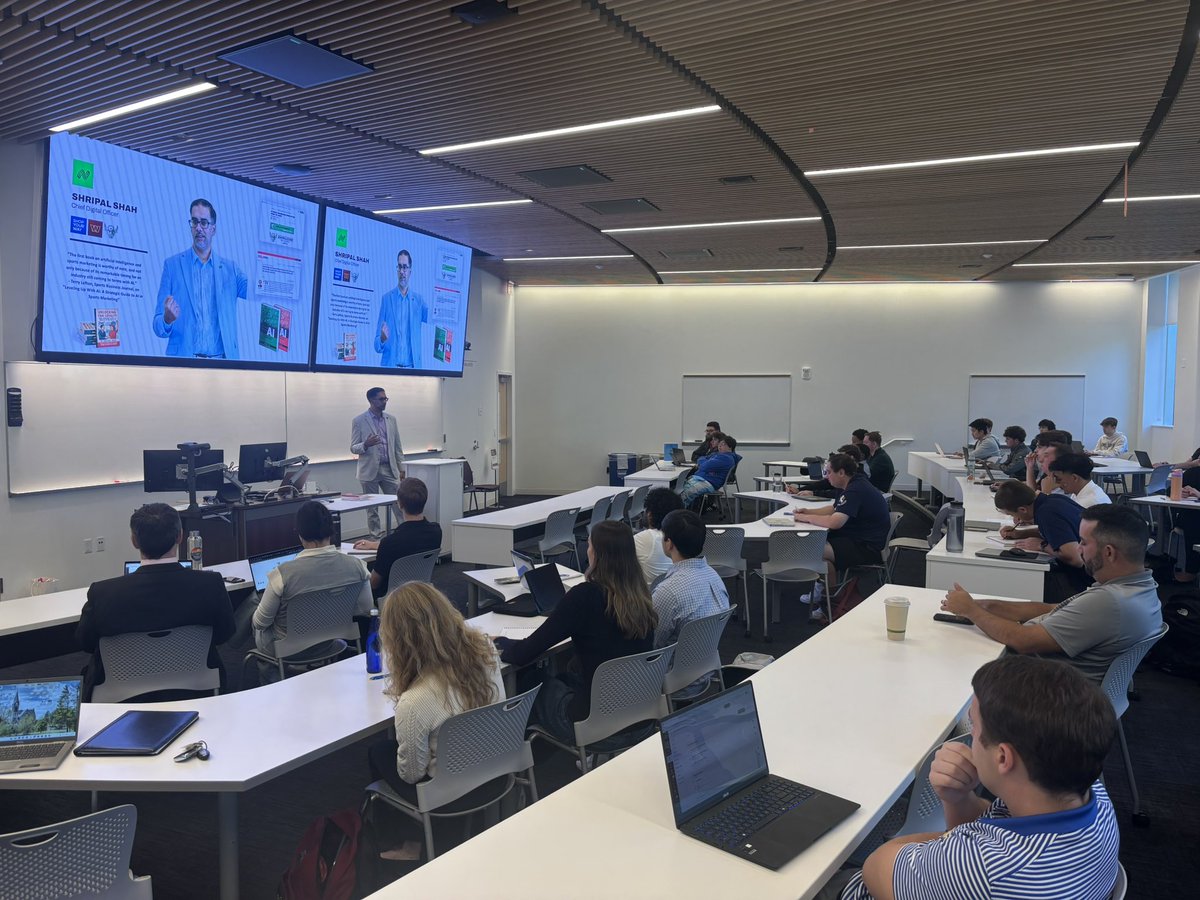 “AI 101: Practical Use Cases for Sports Management” with <a href="/UMassAmherst/">UMass Amherst</a> alum Shripal Shah of Next League is underway here in <a href="/IsenbergUMass/">Isenberg School of Management</a> !