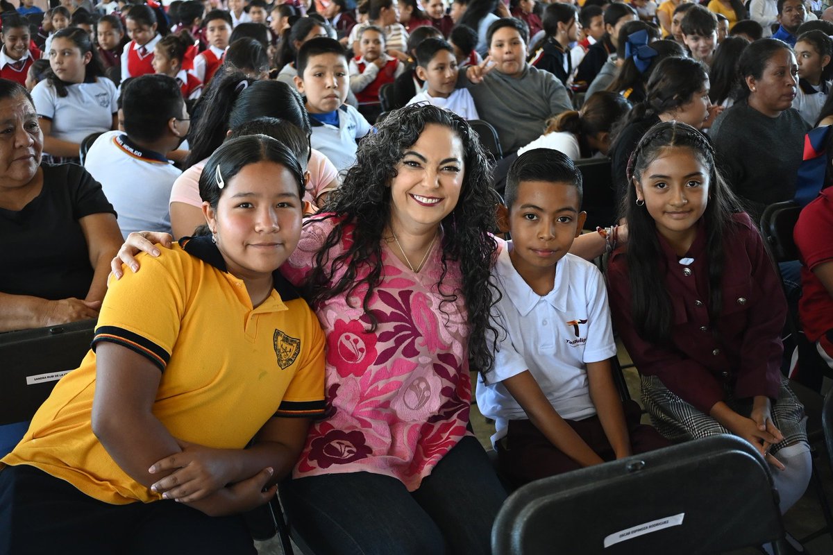 Es un gusto estar en el emblemático y bello municipio de #Tula para celebrar el Programa “Conservación de Cactáceas en el Altiplano Tamaulipeco” con las niñas y niños de 23 ejidos.

Es un programa para promover el valor de estas plantas y cuidar las áreas naturales que son clave