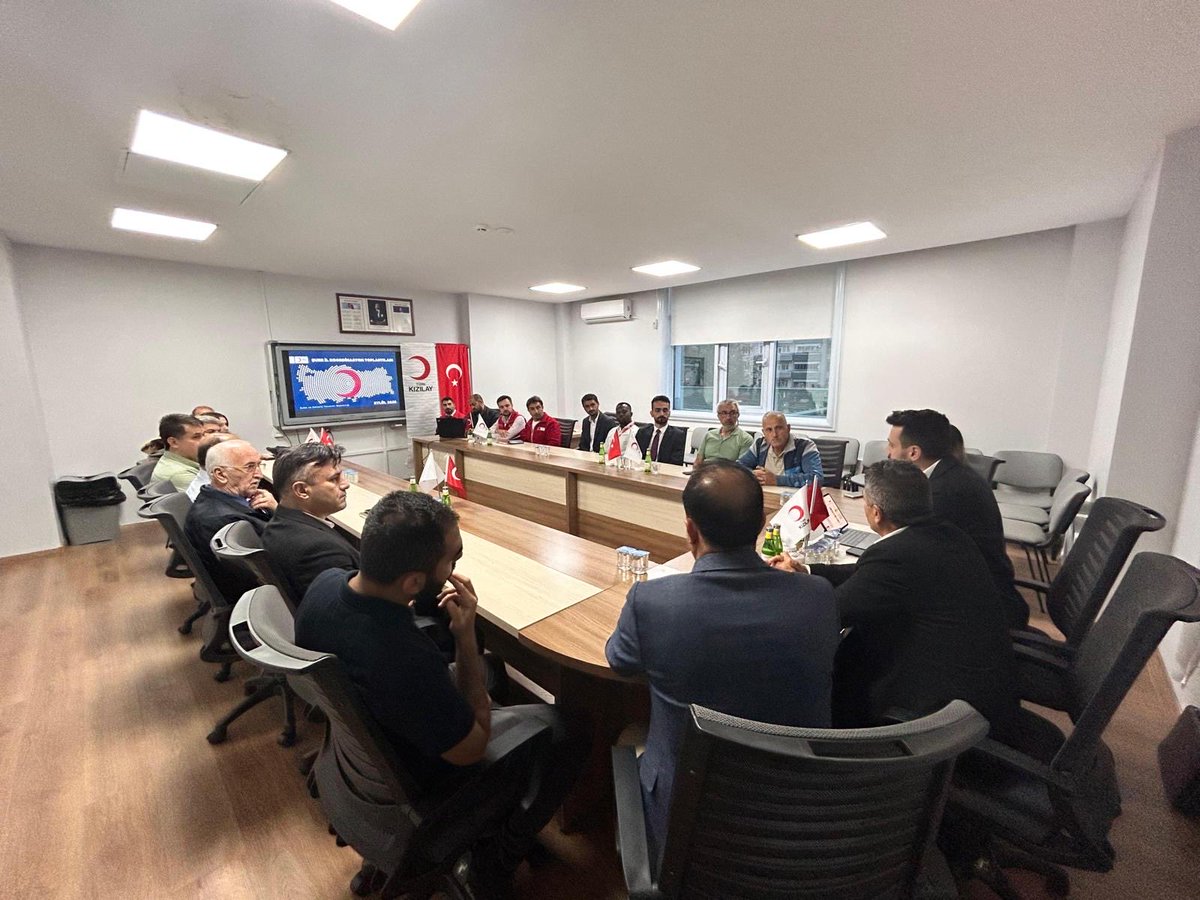 Yönetim Kurulu Üyemiz Ömer Faruk Çalışkan’ın katılımıyla, Tokat İl Merkezimiz ve şubelerimizin de yer aldığı İl Koordinasyon Toplantısı gerçekleştirildi.

Tarih ve kültürün izlerini taşıyan şehir Tokat’ta, gönüllülerimizin çalışmaları değerlendirildi. İnsani yardım