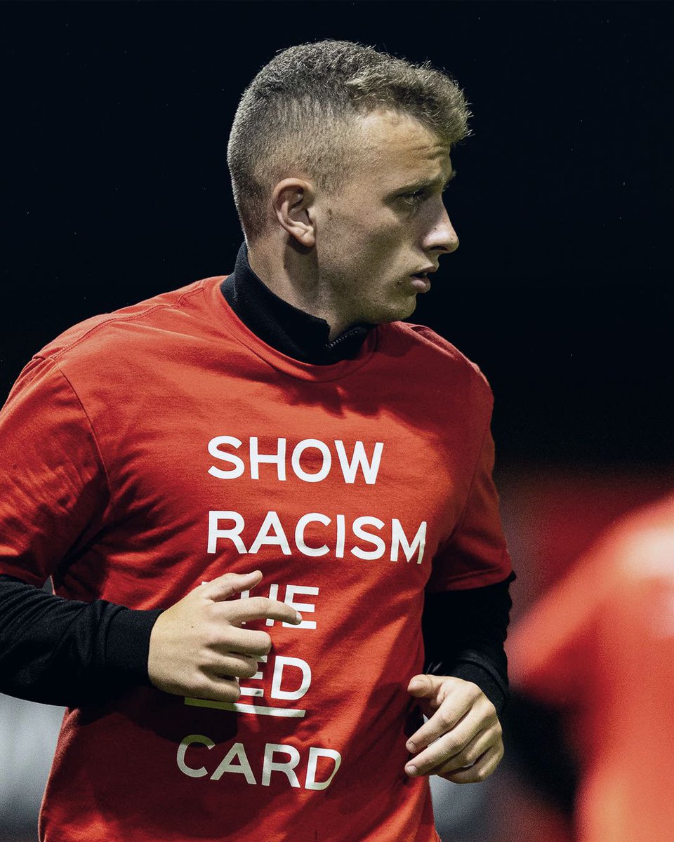 Ready to rock ‘n roll 👊

Supporting Show Racism the Red Card ❤️