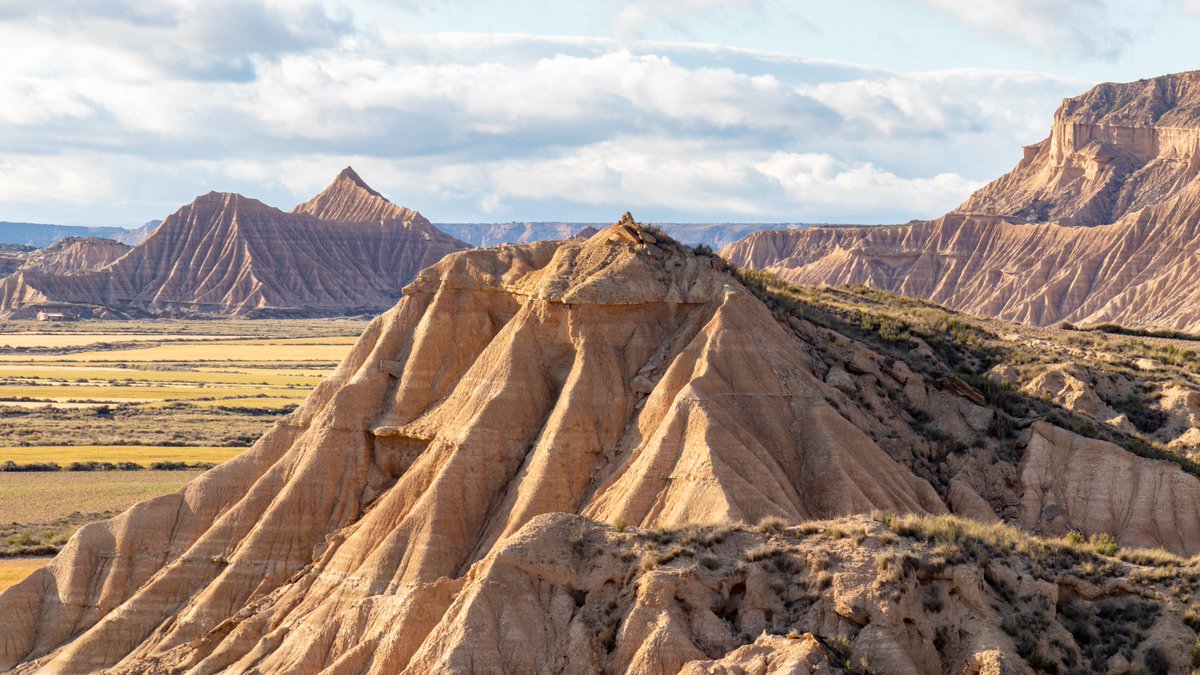 EspAmericaSur's tweet image. Navarra une la Selva de Irati, el desierto de las Bardenas Reales y pueblos como Olite en siete rutas imprescindibles 🌳 Paisajes, patrimonio y turismo activo para propuestas únicas @VisitNavarra 

🎯 Más detalles: tourspain.es/es/b2b/siete-i…

#VisitaEspaña #ThinkYouKnowSpain…