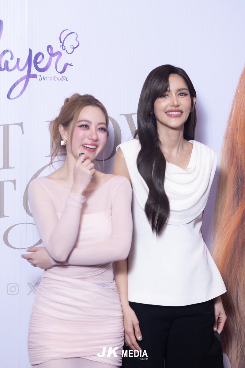 JKmediaTH's tweet image. 1ST GAME BEGINS👠
#PlayerYuriSeriesEp1
#IceAmena 
#MemiBae 
#IceMemi