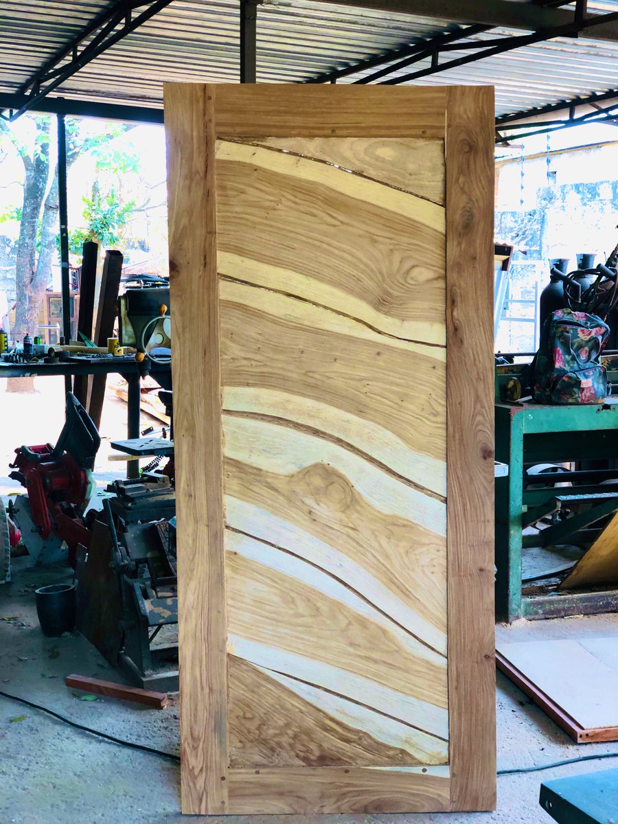 PhrankKankasa's tweet photo. We are baaaacckkk….‼️
Just like your spine
Oak & Pine - Quality and creativity
#LivingPlus https://t.co/tvJ5nXdYxL
