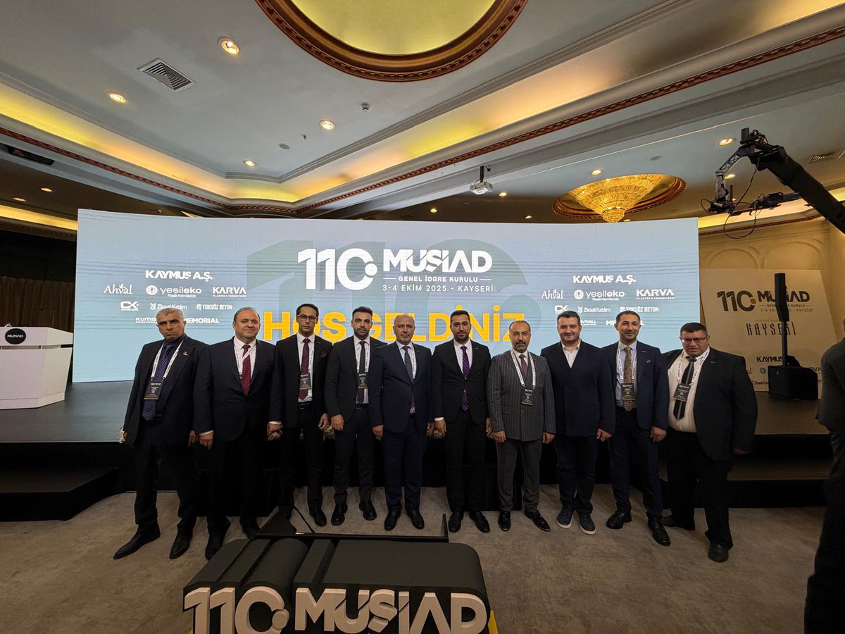 OzdurduFurkan's tweet photo. MÜSİAD Kayseri Şubemizin ev sahipliğinde gerçekleştirilen 110. Genel İdare Kurulu Toplantımız, Genel Başkanımız Sayın Burhan Özdemir başkanlığında; T.C. İçişleri Bakanımız Sayın Ali Yerlikaya’nın teşrifleriyle icra edilmiştir.

Devletimizin güvenlik ve kamu düzeni politikalarına dair güncel gelişmeleri bizlerle paylaşan Sayın Bakanımıza kıymetli sunumları için teşekkür ediyoruz.

MÜSİAD Gaziantep Şubesi olarak şahsım ve yönetim kurulu üyelerimizle birlikte katılım sağladığımız bu anlamlı toplantıda; iş dünyamızın öncelikleri, vizyoner projeler ve Türkiye’nin sürdürülebilir büyüme hedefleri üzerine istişarelerde bulunulmuş, ortak akıl ile geleceğe dair önemli kararlar alınmıştır.

@AliYerlikaya
@BurhanOzdemirTR
@MUSIAD
@MUSIADGaziantep
@MUSIAD_Kayseri