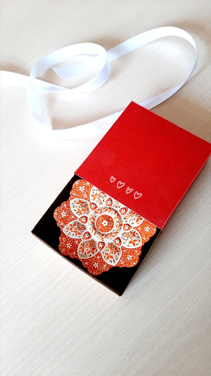 تا حالا این رنگی کار نکرده بودم. ولی بنظرم خیلی قشنگ شد😍