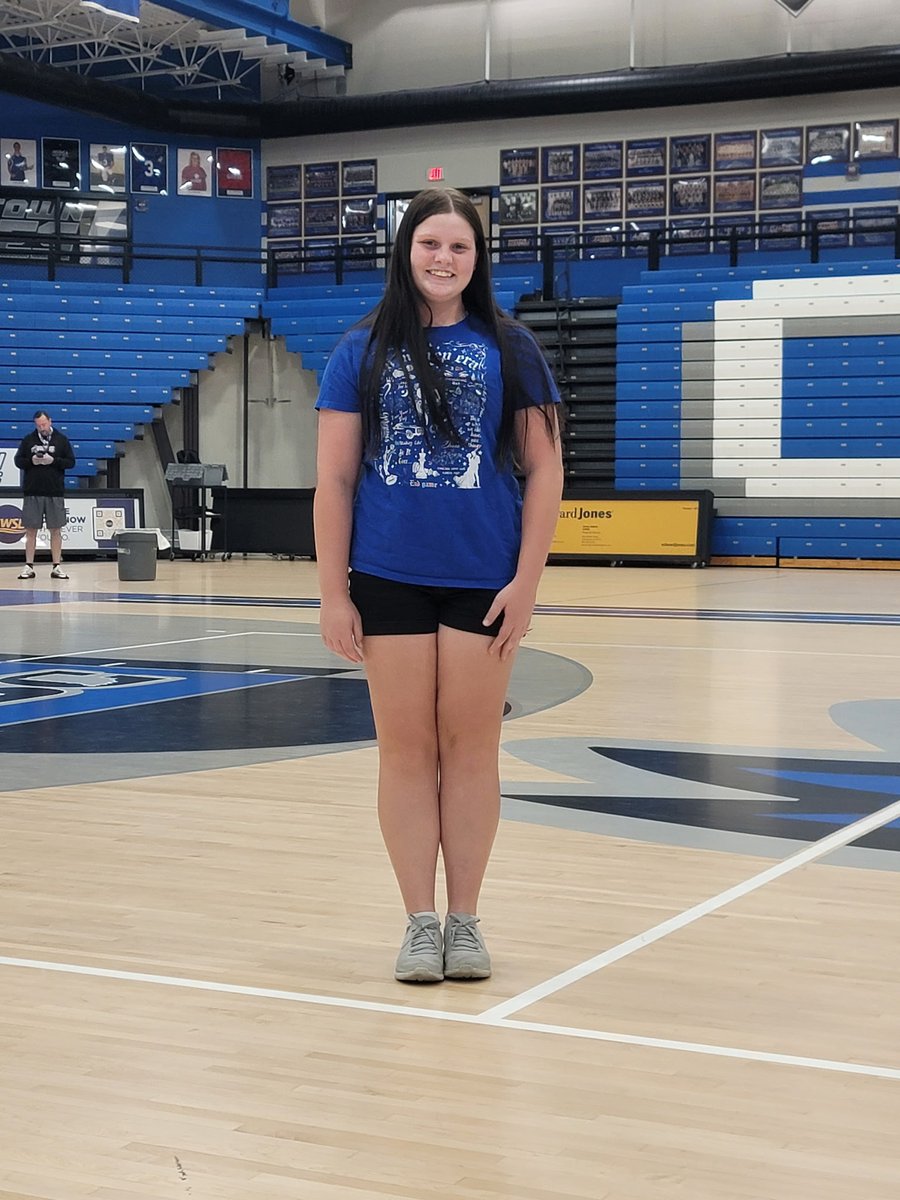 CHSPiratesGolf's tweet photo. Emmalee Martin was recognized at our end of the quarter Pride Pep Rally this afternoon for her Academic All State honor- 1 of just 15 girls in the state. (PC: Melissa Stewart) https://t.co/RzkiDUAAnZ