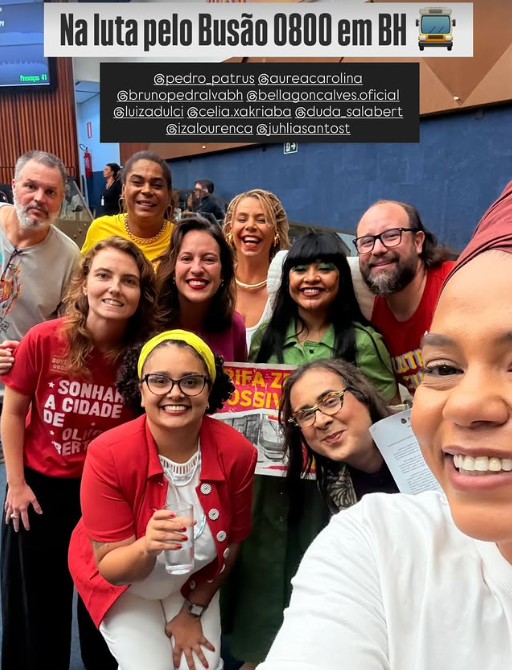 teixeiracds's tweet photo. Tarifa Zero é possível!!
🚍Na luta pelo Busão 0800 em BH 
✨
@todandara @Izalourenca @celiaxakriaba 
@luizadulci @brunopedralva @juhliasantost @bellagoncalvs @DudaSalabert @PedroPatrus e 

📸Stories deputada Dandara Tonantzin #Dandara https://t.co/yZY5sZ1Ux4