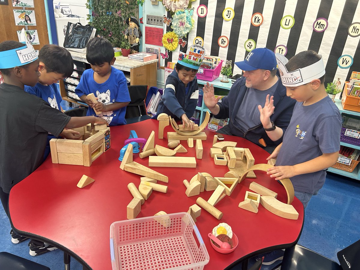 Angela Martinez tweet media