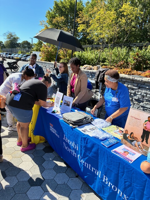 JacobiNCBHosp's tweet image. 🍼 Our Midwives, Nurse Educators, Lactation Specialists &amp;amp; Labor &amp;amp; Delivery Nurses joined the Bronx Community Baby Shower at the Northeast YMCA!
Proud to support Bronx families! ✨
.
.
.
#CommunityOutreach #MidwiferyWeek #LaborAndDelivery