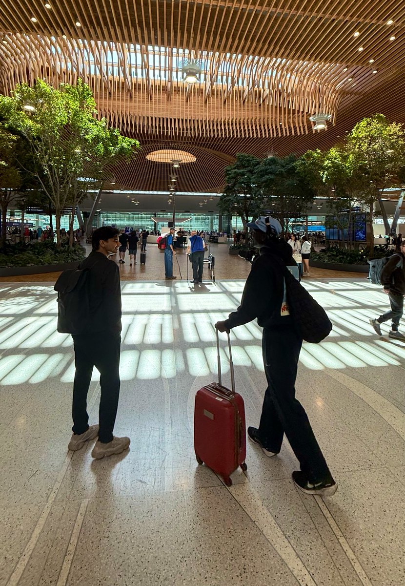 omarwasm's tweet image. Heading to Dallas with the Alif team today

We rented out a cafe Sunday morning for a meetup + coworking 

DM me if you’re around!