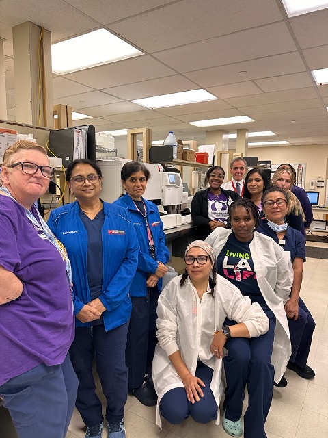 Out with the old, in with the new!

Our lab's new urinalysis analyzer is here. We're excited about the upgrade, which will help us work more efficiently and deliver results faster. Special thanks to Lab Supervisor, Berzette Mitchell for all of her work.

#LetsBeHealthyTogether