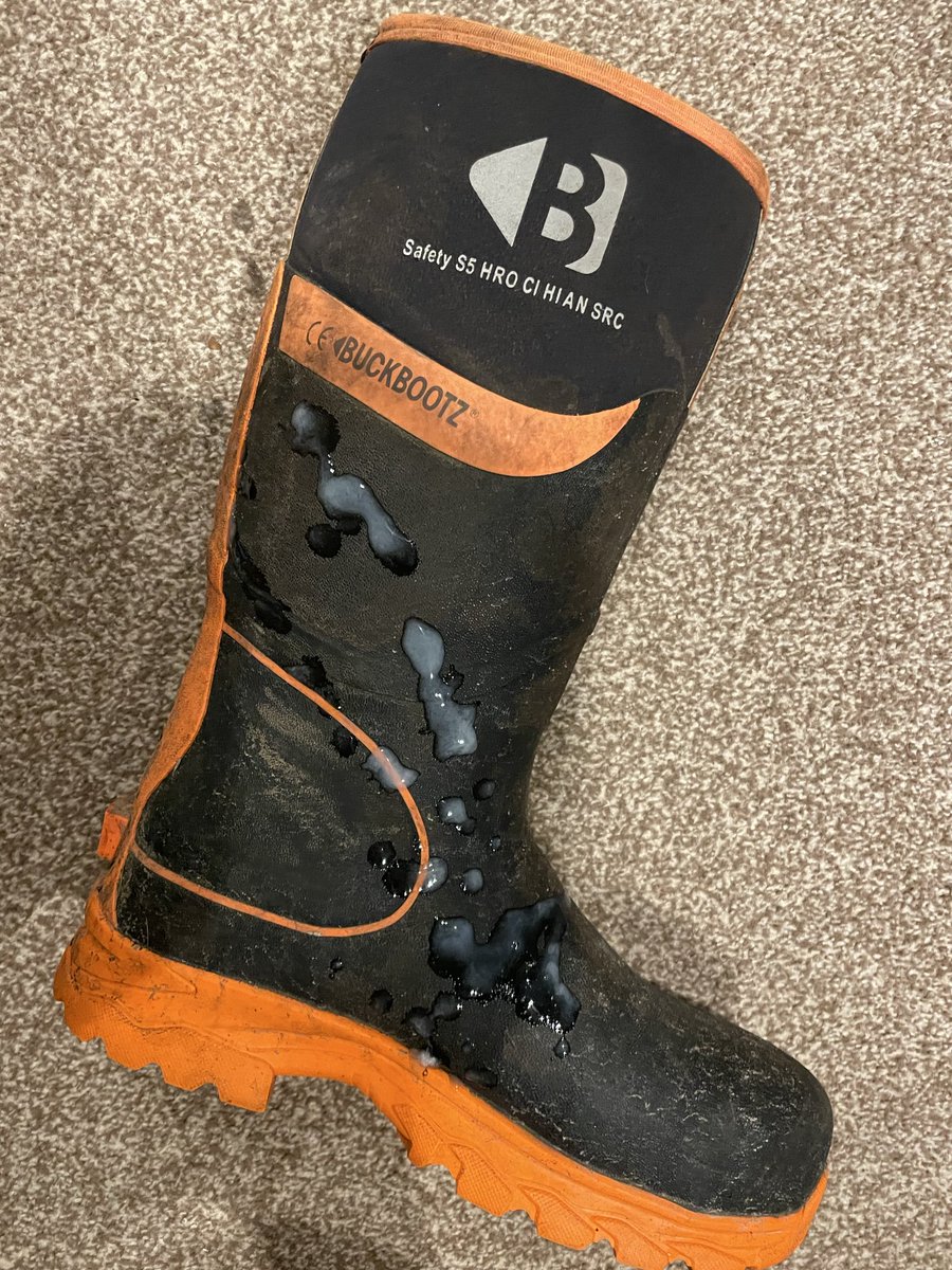 Dirty Boot lad tweet media