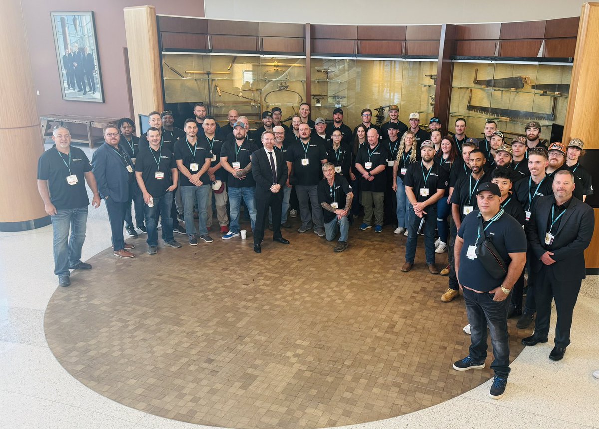 Proud of our 3rd Year Apprentice and Journeyperson Leaders attending continuous development training at the UBC International Training Centre in Las Vegas. 

Every year, we train thousands of millwrights — from first-year apprentices to superintendents — with the latest and most