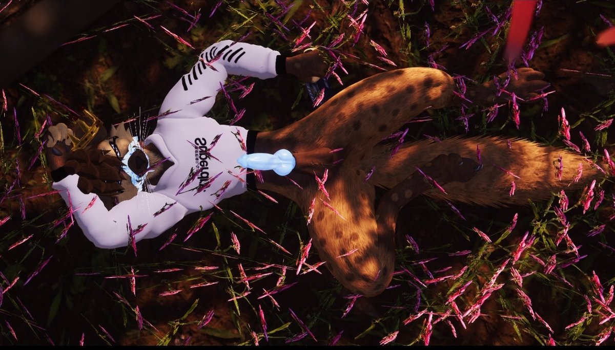 Don't keep a puppy waiting~

(This picture looked way cooler when I was taking it 🥲)