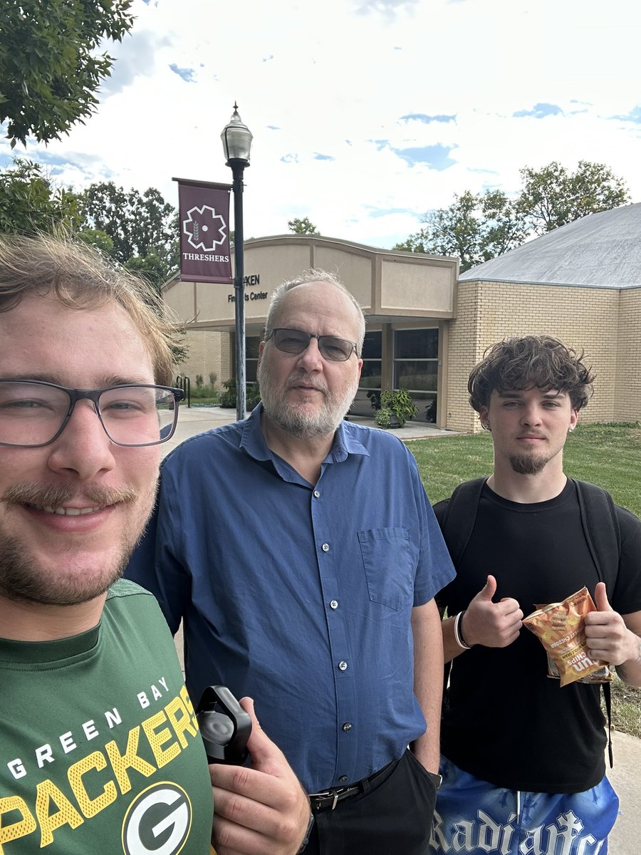 Threshy-Ops tweet media