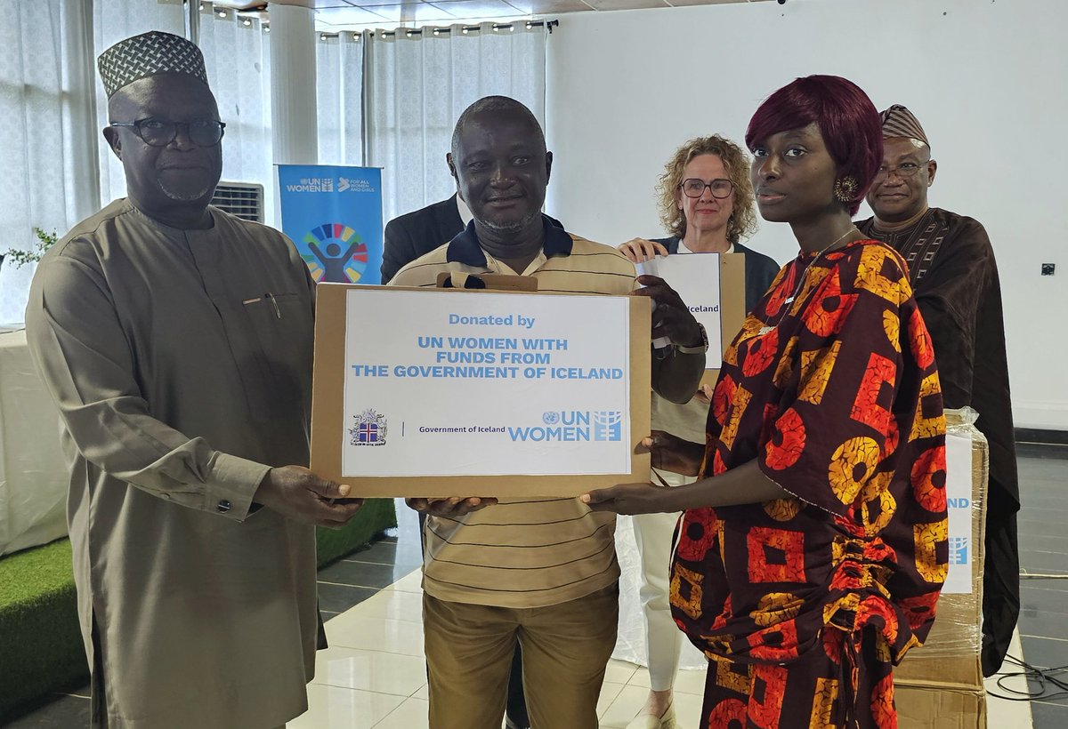 UNWOMEN_SL's tweet photo. With support from @IcelandInSalone, today @UNWOMEN_SL& @UNDPSierraLeone, in partnership with #MLGCA& @mogca_S_L, concluded a validation workshop in #Freetown on the #GEWE #MappingExercise conducted in five districts & handed over office equipment to #GenderUnits in #LocalCouncils https://t.co/X5lk3CcYFX