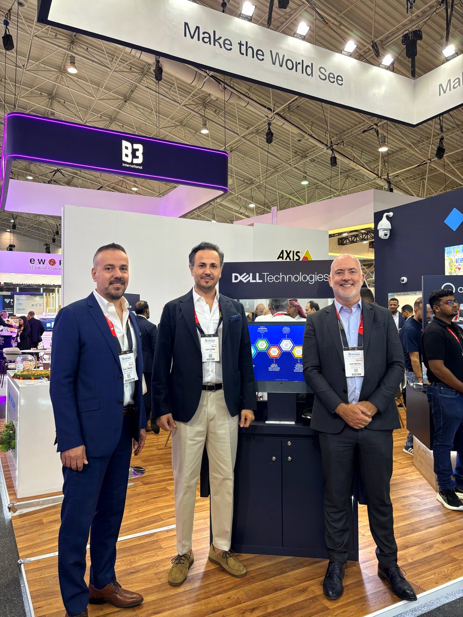 Nevalabs's tweet photo. At @intersecksa Nevalabs met with Firas Schmait & Jack O'Reilly from @DellTech.
Proud to continue building our strong technology partnership with Dell.
#Nevalabs #RecognizeTheFuture #AI #SmartCities #SafeCities #IntersecKSA2025 #DellTechnologies https://t.co/a4Bdbmsf4p