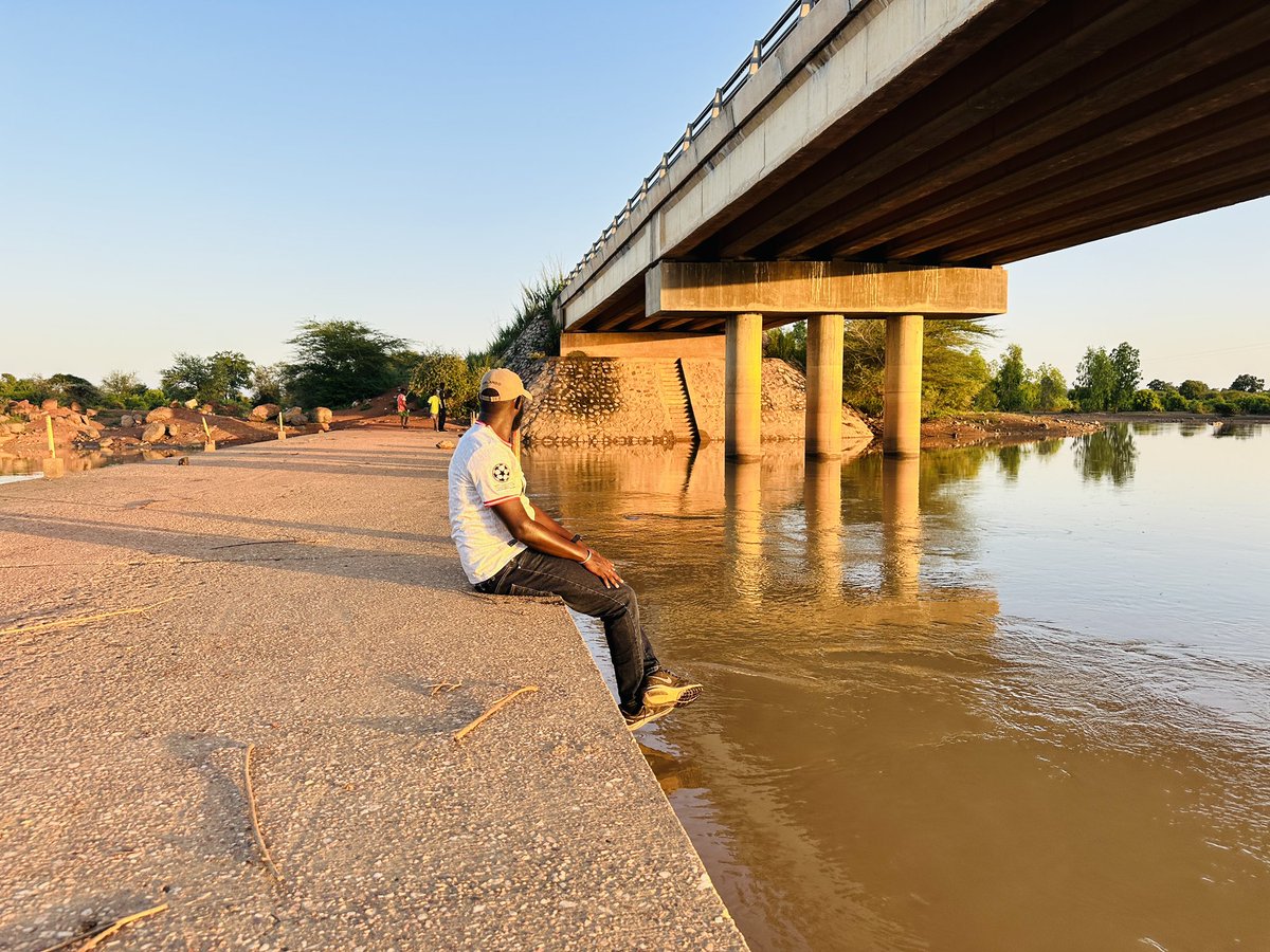 koutyoutou's tweet photo. Quelque part au #Burkina 🇧🇫
🛣️ #ROUTE 🛣️ https://t.co/r9PSbpH1WI