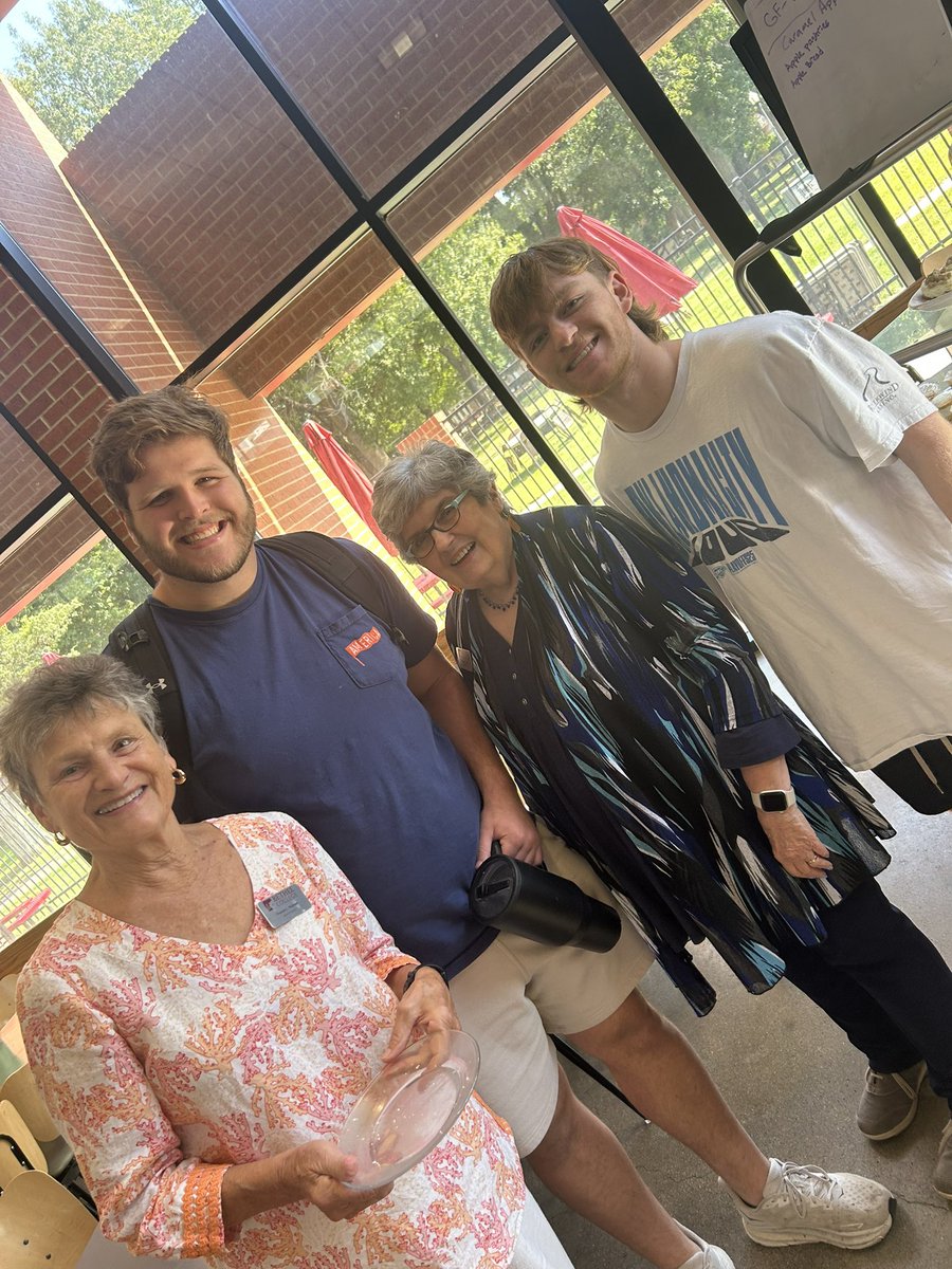 BC_rollingStones tweet media