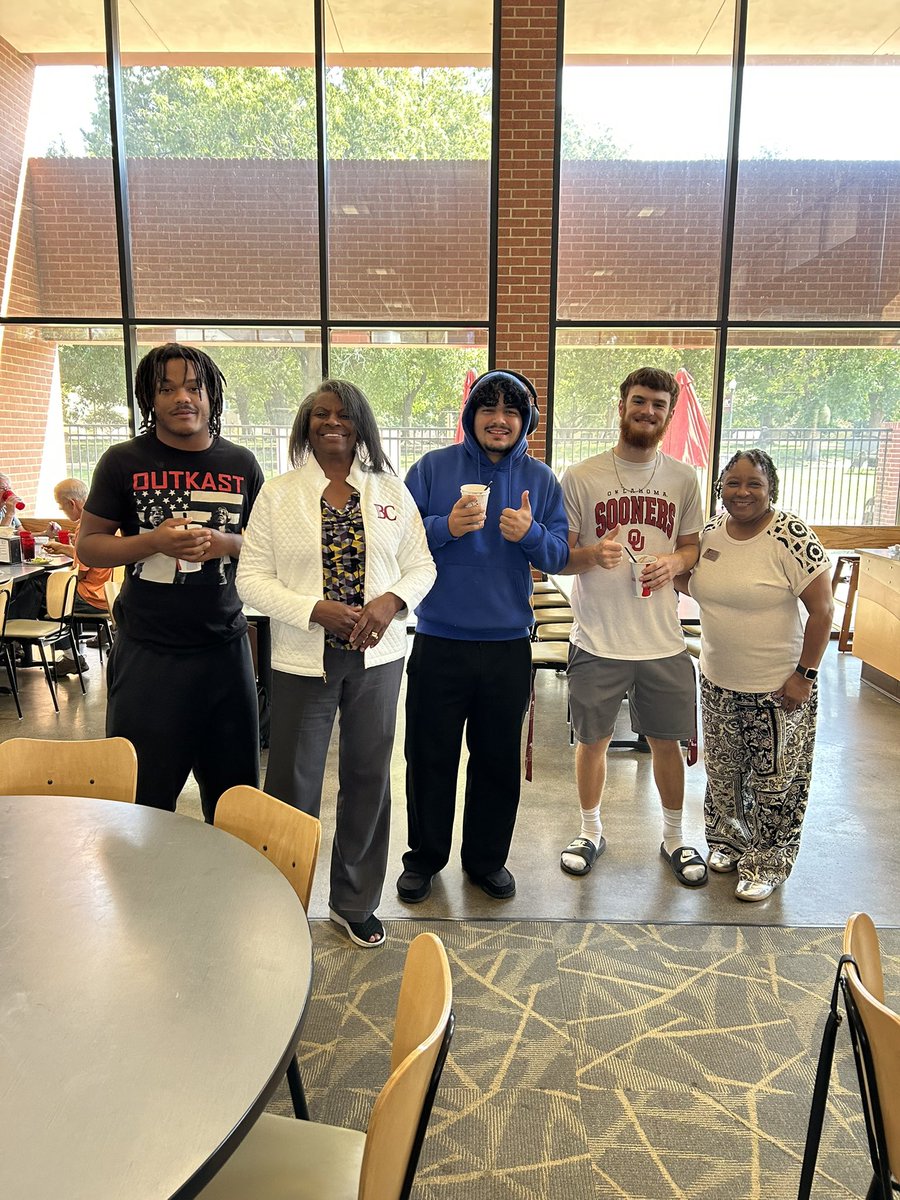 BC_rollingStones tweet media