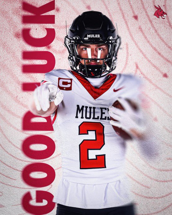 Thank you <a href="/CoachNovak_/">Coach Neil Novak</a> for the good luck!! <a href="/UCMFootballTeam/">Mules Football</a>